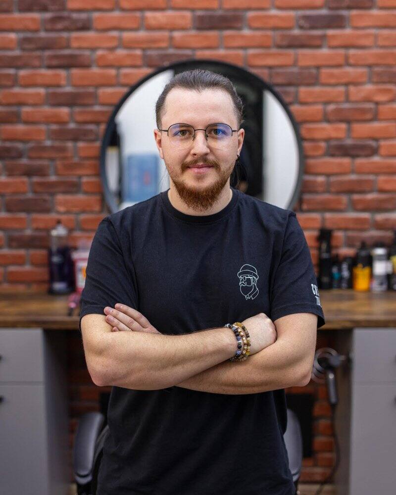 Claudiu Miron, fondator Cuza Barbershop